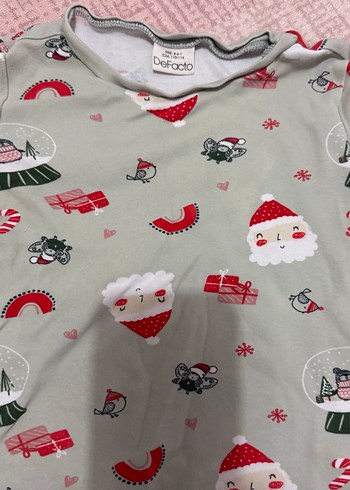 Pembe 4-5yaş
Yeşil yılbaşı pijama takımı 5-6 yaş DeFacto - Görsel 7