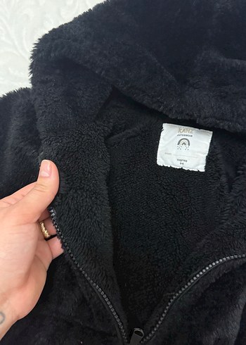 Kız Çocuk Siyah Kürklü Kapüşonlu Mont - Görsel 5