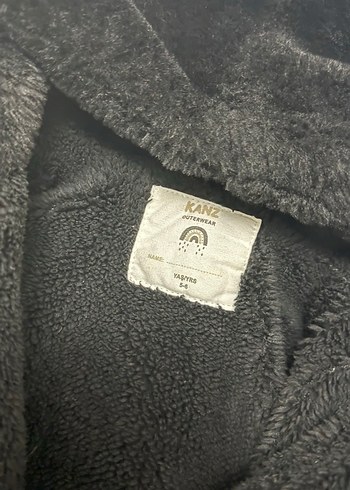 Kız Çocuk Siyah Kürklü Kapüşonlu Mont - Görsel 3