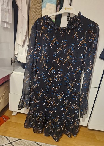 Çiçek Desenli Uzun Kollu Midi Elbise - Görsel 2