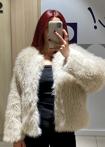 Trendyol & Milla SUNİ KÜRK KREM RENGİ