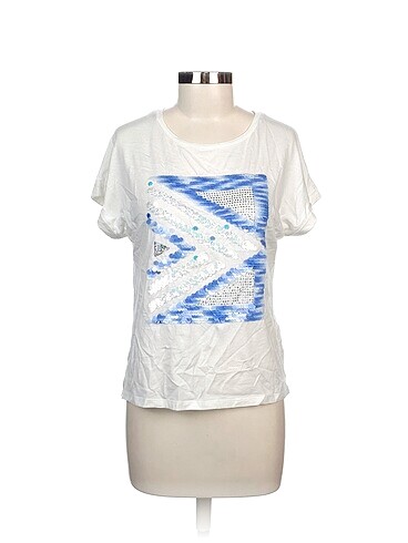 Mudo T-shirt %70 İndirimli.