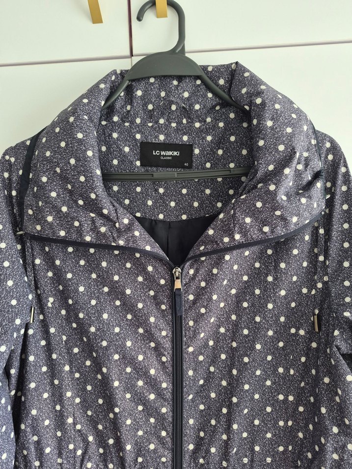 lcw kadın yağmurluk rüzgarlık - Görsel 2