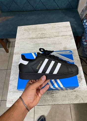 Adidas süperstar siyah 