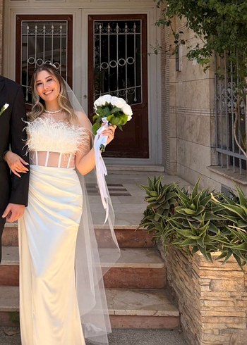 Alfabeta İnce Tul Detayli Saten Gelinlik Alfabeta
