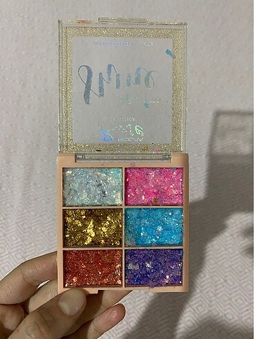 Beden Glitter