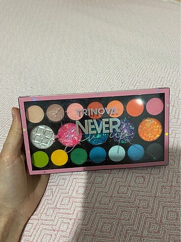 Beden Renk Glitter far paleti