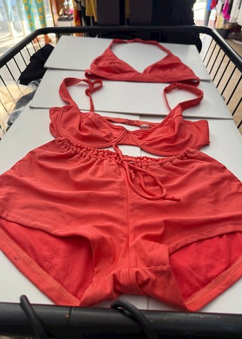 Mini Bikini ve Şort Takımı 3 lü s beden - Görsel 2