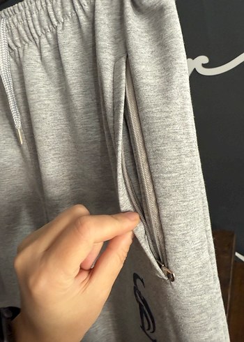 Gri erkek Rahat Kesim Midi Eşofman Altı xs beden - Görsel 4