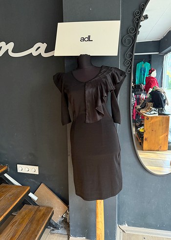 adL Siyah V Yaka Fırfırlı Midi Elbise xs beden - Görsel 17