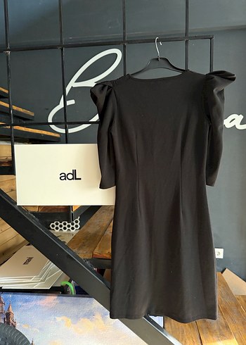 adL Siyah V Yaka Fırfırlı Midi Elbise xs beden - Görsel 9