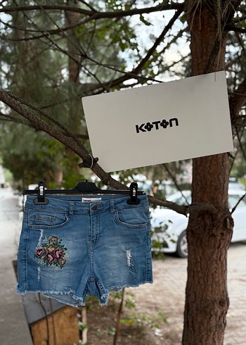 Koton 38 beden Nakışlı Bohem Kadın Kot Şort - Görsel 4