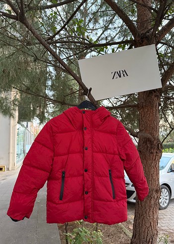 Koyu Kırmızı Fermuarlı Erkek Mont Zara orijinal 8 yaş - Görsel 5