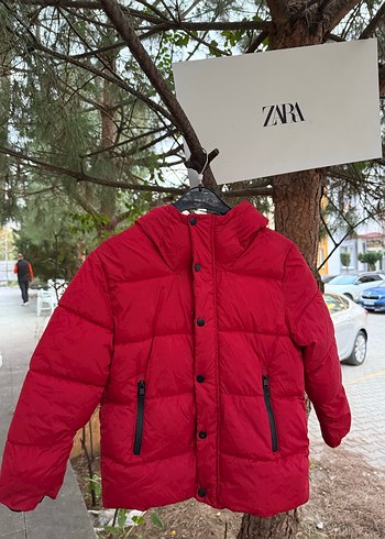 Koyu Kırmızı Fermuarlı Erkek Mont Zara orijinal 8 yaş - Görsel 6