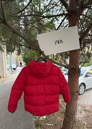 Koyu Kırmızı Fermuarlı Erkek Mont Zara orijinal 8 yaş - Görsel 13