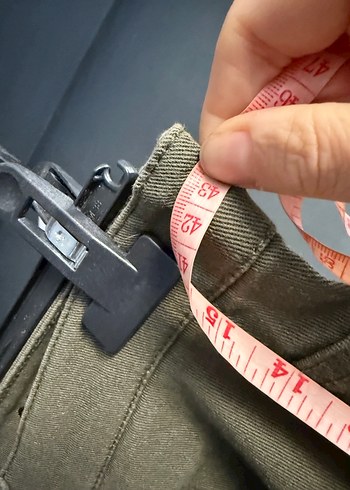 Erkek Yırtık Kesim Kemerli Kot Pantolon 31 beden - Görsel 4