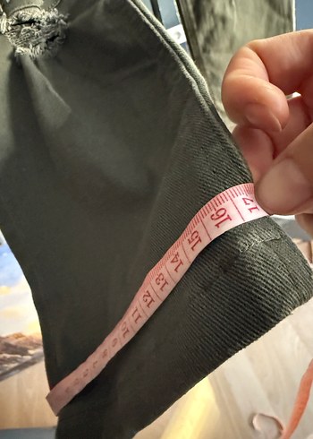 Erkek Yırtık Kesim Kemerli Kot Pantolon 31 beden - Görsel 6