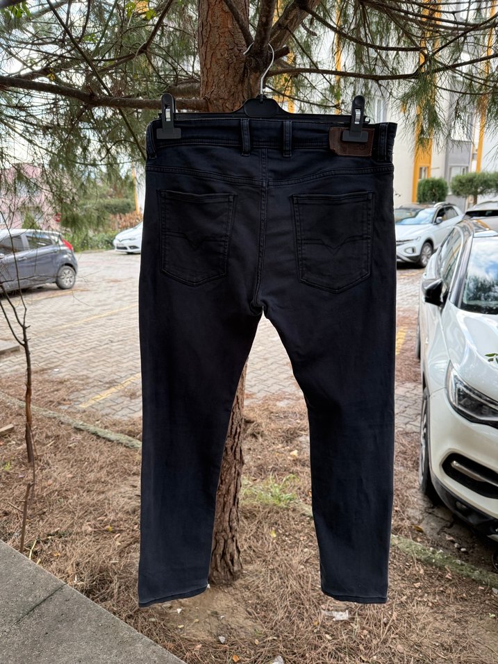 Erkek Siyah Fit Denim Jean diesel 32 beden - Görsel 4