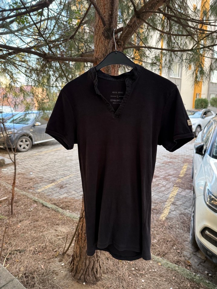 Erkek Siyah Tişört L beden ama s-m kalıp - Görsel 4