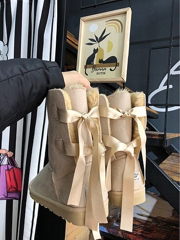 Ugg 38 numara ugg bot etiketli