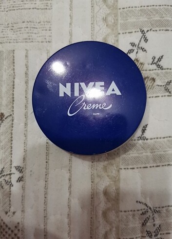 Nivea krem ve ruj
