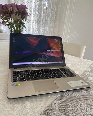 Asus laptop