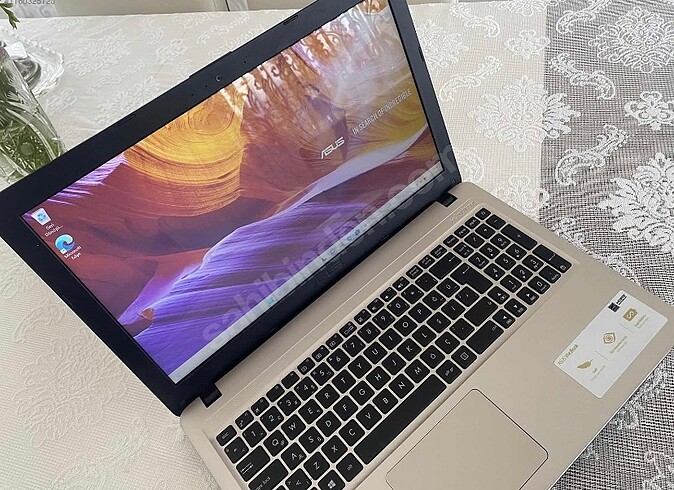  Beden Renk Asus laptop