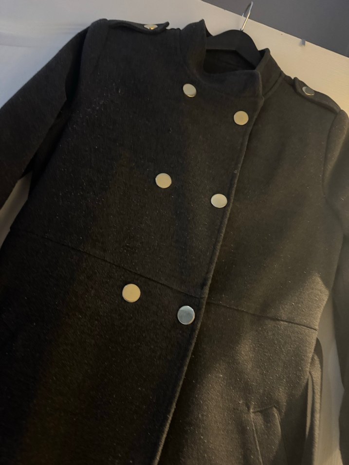 Düğmeli Siyah Uzun Kadın Kaban - Görsel 4