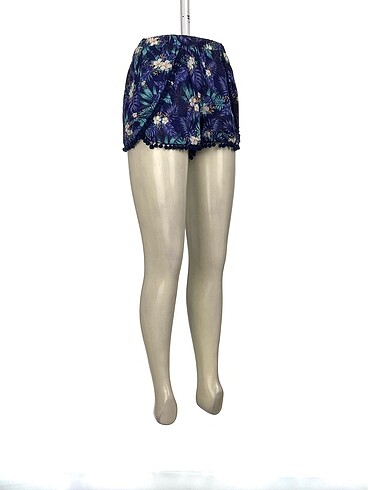 H&M H&M Mini Şort %70 İndirimli.