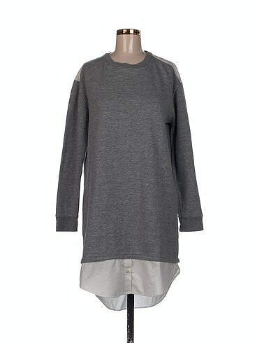 Zara Sweatshirt %70 İndirimli.