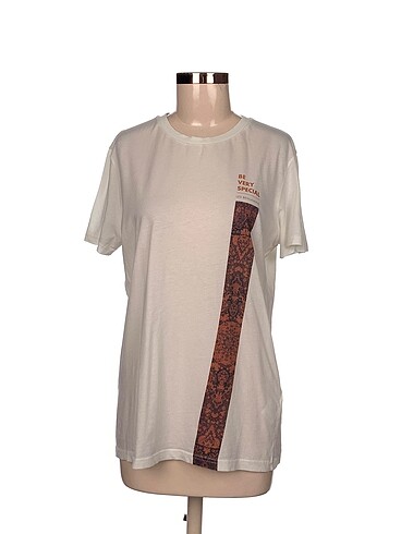 Les Benjamins T-shirt %70 İndirimli.