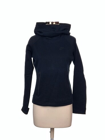 Nike Sweatshirt %70 İndirimli.