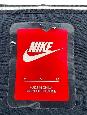 m Beden çeşitli Renk Nike Sweatshirt %70 İndirimli.