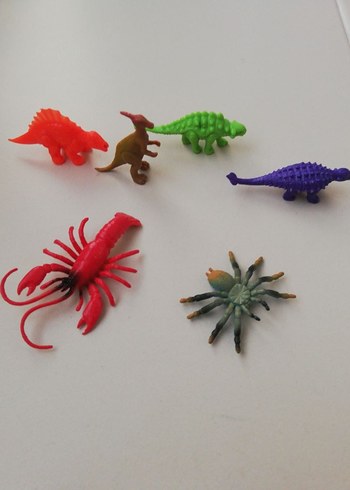 Beden Renk Renkli Mini Dinozor ve Böcek Figürleri