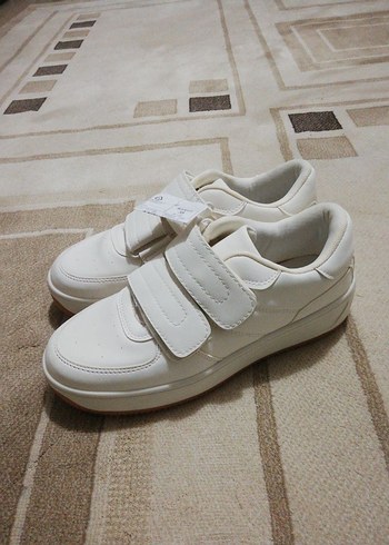 Spor ayakkabı 38 no sıfırdır - Görsel 2