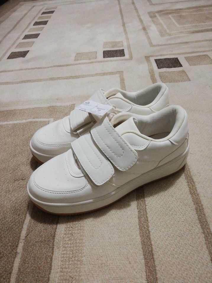 Spor ayakkabı 38 no sıfırdır - Görsel 2