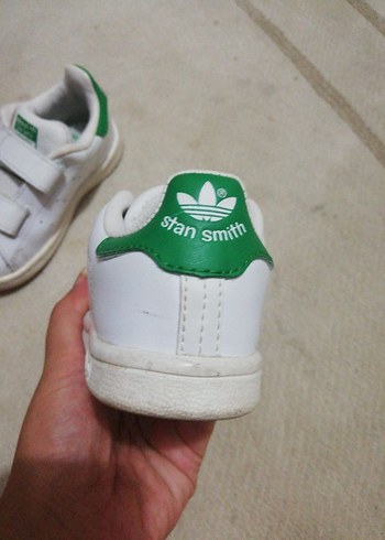 LC Waikiki Spor ayakkabı 21 no adidas orjinaldır