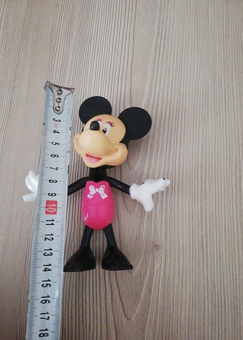 Beden Pembe Renkli Minnie Mouse Figürü