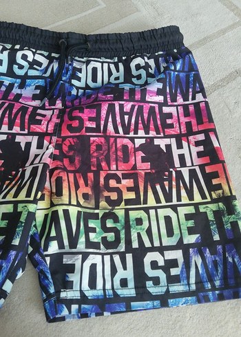 Erkek Çocuk Renkli Batik Desenli Deniz Şortu 12-13 yaşa uygun - Görsel 5