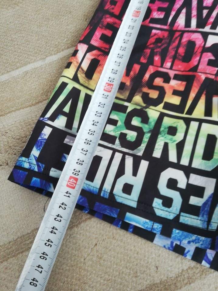 Erkek Çocuk Renkli Batik Desenli Deniz Şortu 12-13 yaşa uygun - Görsel 2