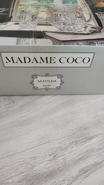  Beden Madame Coco 6büyük su bardağı ve sürahi 