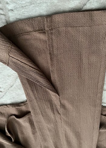 Bejtesettür pantolonlu takım - Görsel 3