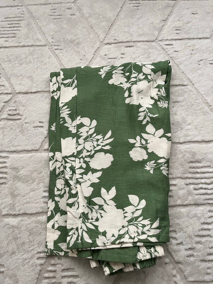 Yeşil Çiçek Desenli Uzun Kollu Kadın Gömlek - Görsel 2