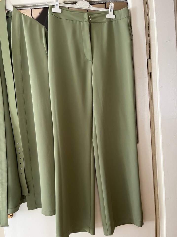 Tuğba pantolonlu takım - Görsel 5