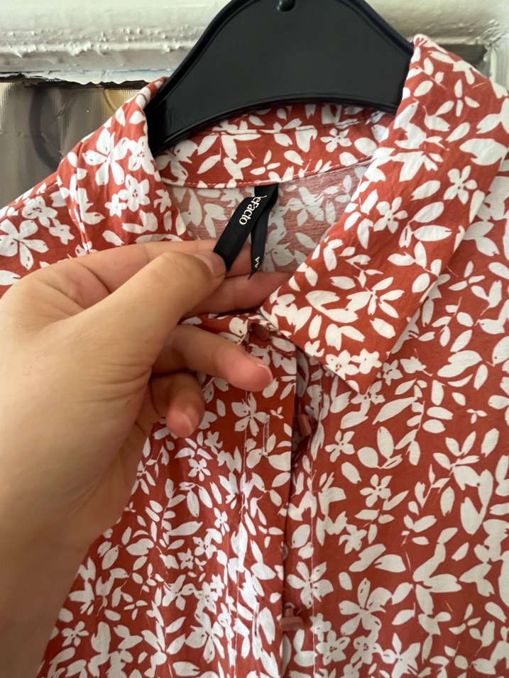 Çiçek desenli uzun tesettür elbise - Görsel 3