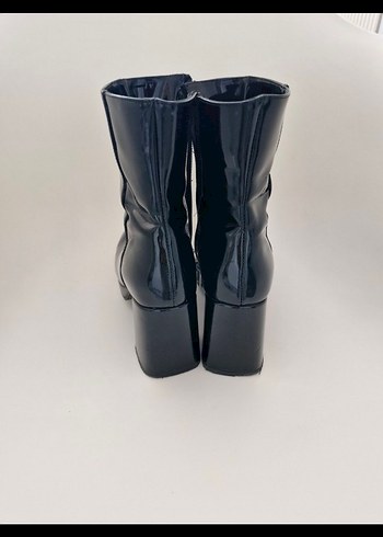 Bot kadın - Görsel 3