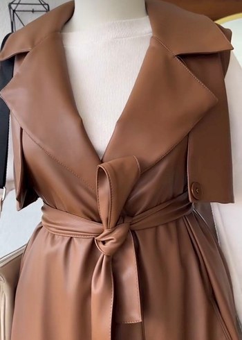 Kahverengi Kemerli Deri Uzun Yelek - Görsel 4