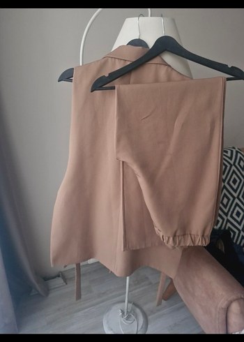 Bej Kemerli Kolsuz Mini Kadın Takım - Görsel 7