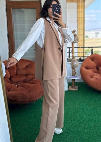 Bej Kemerli Kolsuz Mini Kadın Takım - Görsel 6