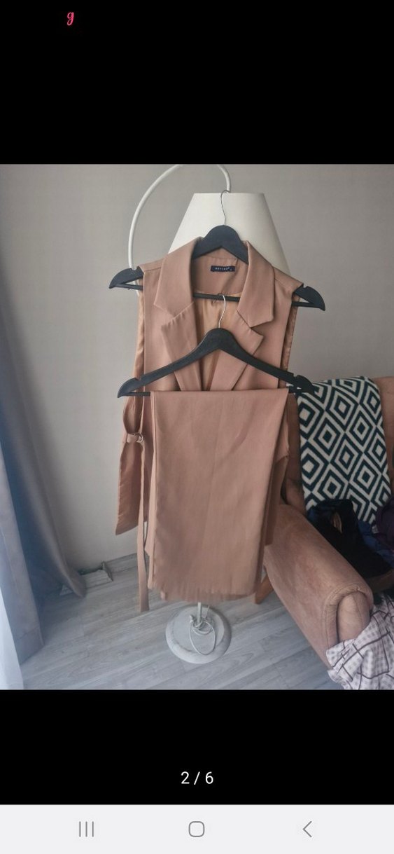 Bej Kemerli Kolsuz Mini Kadın Takım - Görsel 3